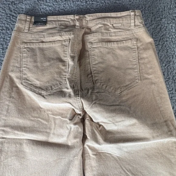 Tractr High Rise Flare Leg Tan Beige Corduroy Stretch Jeans Sz 12/31 NWT‎ - Picture 3 of 10